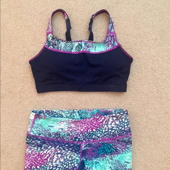 Fabletics oyster bay sports bra