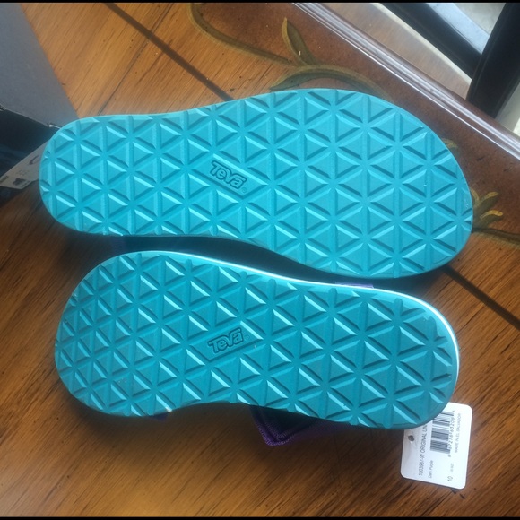 Teva sandals. NIB. Size 10 - Picture 4 of 4