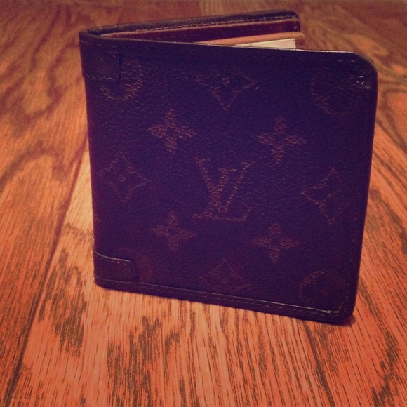 AUTH Louis Vuitton Monogram Wallet(FW 2011)