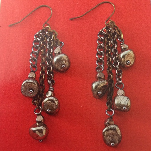 Rugged silver drops