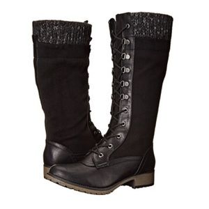 Lace up boot
