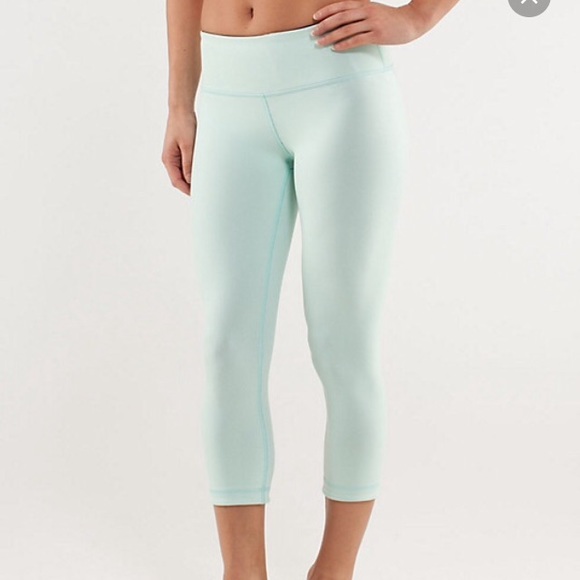 Lululemon Wunder Under Reversible Crops