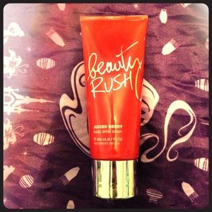***Victorias Secret Beauty Rush Lotion****