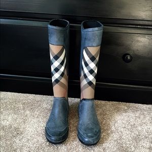 Authentic Burberry Clemence Rain Boot