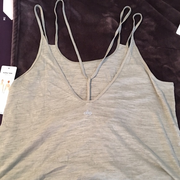 Alo Yoga Alexa Tank in Mist color