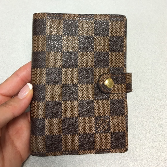 Authentic Louis Vuitton small ring agenda