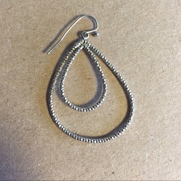 Earring bundle!!! - Picture 2 of 4