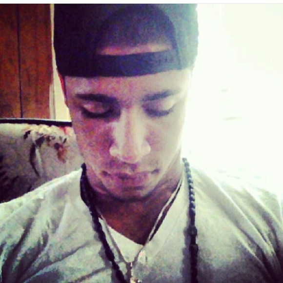 Meet your Posher, Brandon - Picture 2 of 2