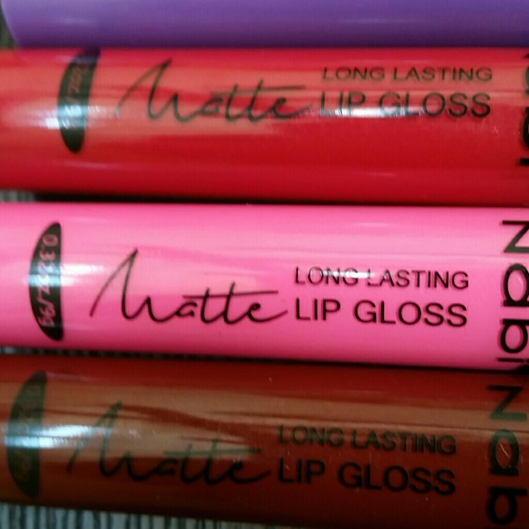 Matte lip gloss - Picture 4 of 4