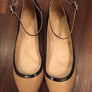 BCBGeneration Tan and Black Pointed Toe Flats