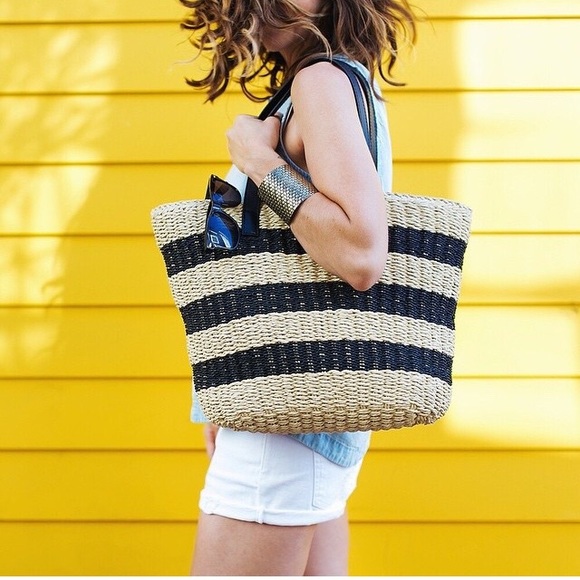 Hello! ⚡️✌🏼️🦄💫 - Picture 2 of 4