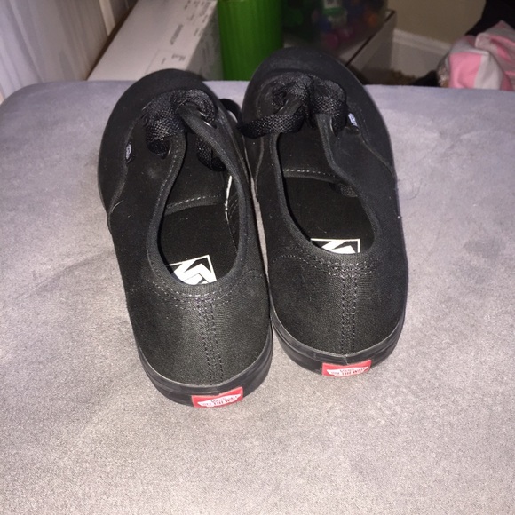 Barely worn vans! - Picture 2 of 2