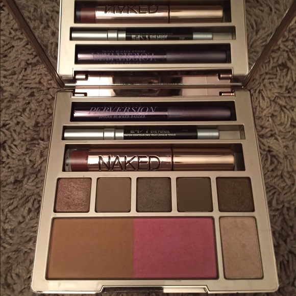 Urban decay Naked on the run palette