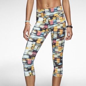 Nike Legendary Night Light Tight