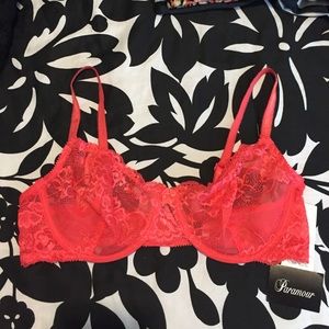 BNWT Paramour Coral Bra