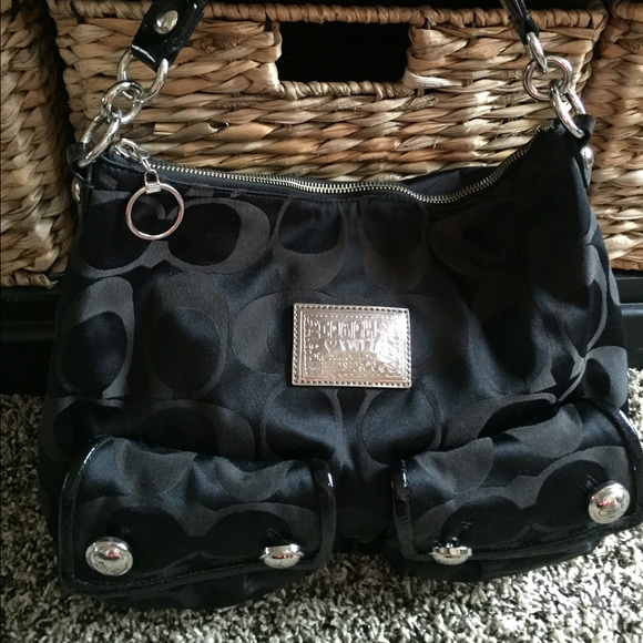 Authentic Coach POPPY Purse
