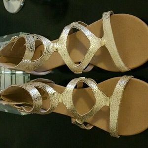 Nude/Gold wedge gladiator sandals