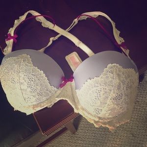Victoria's Secret adjustable bra