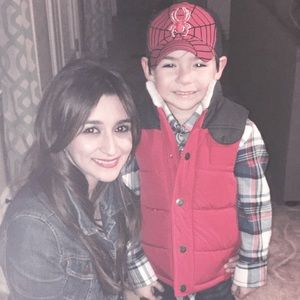 Meet your Posher, Crystal