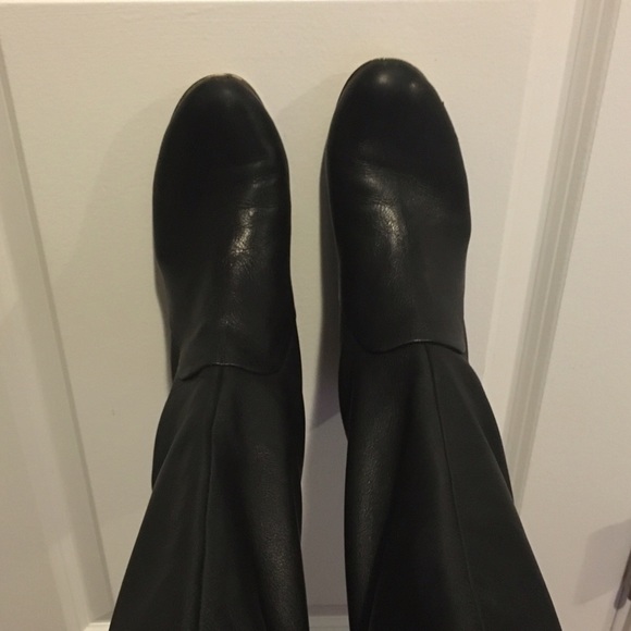 Over the knee lack leather boots