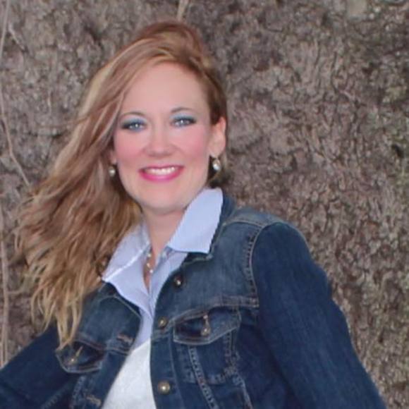 Meet your Posher, Jessica - Picture 1 of 1