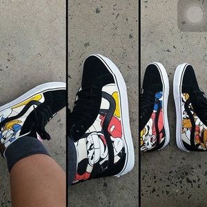 DISNEY VANS