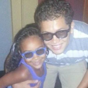 Meet your Posher, Issac