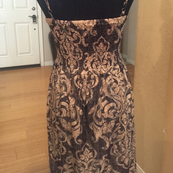 Maxi. DONATED TO FIRE VICTIMS OF LAKE ISSABELLA - Picture 4 of 4