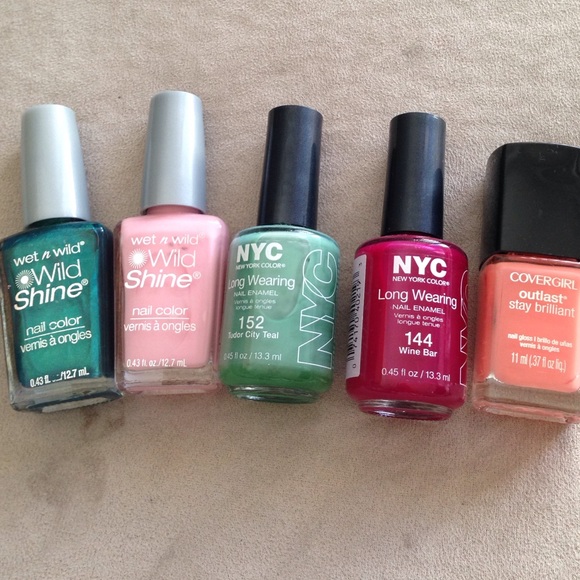 Assorted nail polish
