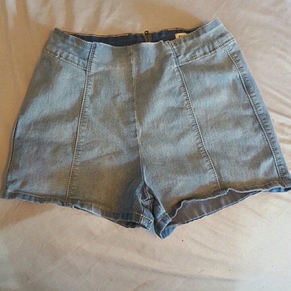High Waisted Blue Denim Cotton On Shorts - Picture 1 of 4