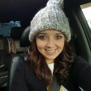 Meet your Posher, Monika