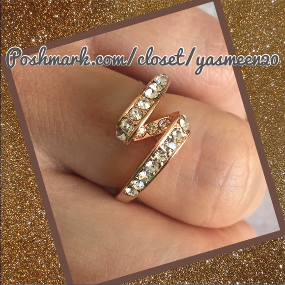 🌟 New Rose Gold Diamond Ring🌟 - Picture 2 of 3