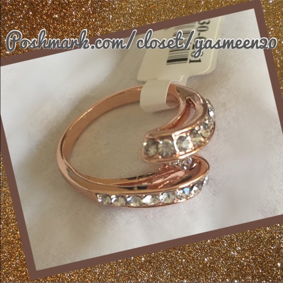 🌟 New Rose Gold Diamond Ring🌟 - Picture 3 of 3