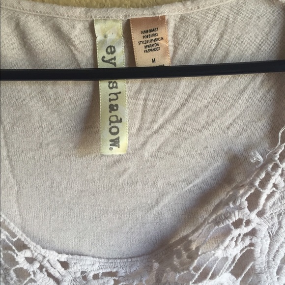 Crochet cream top - Picture 2 of 3