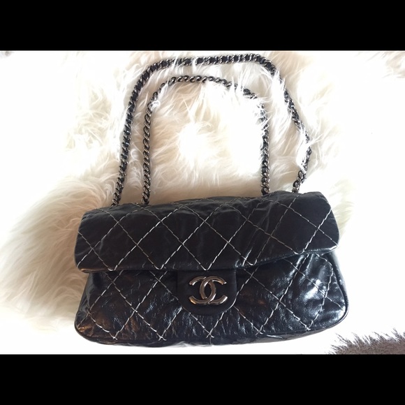 🚫SOLD!! Chanel Glazed Calfskin Leather Flap - Picture 2 of 4