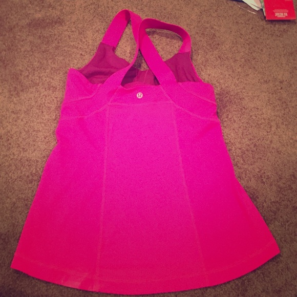 Lululemon tank top