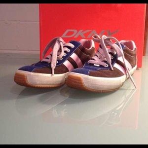 DKNY Sneakers