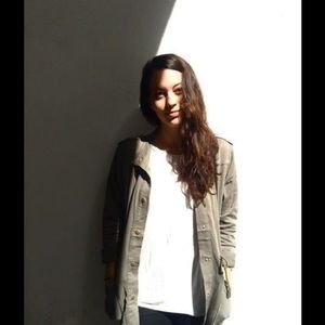 Meet your Posher, Kelsi