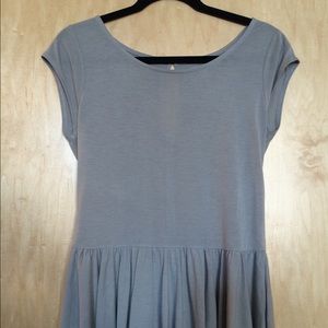 Grey American Eagle shirt