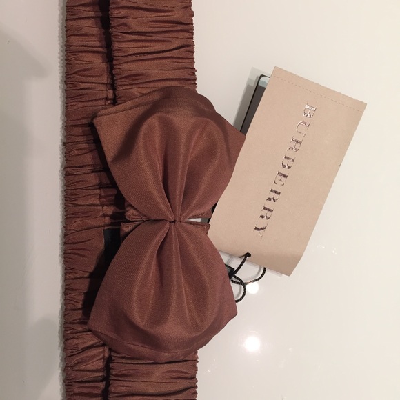 Burberry bow belt