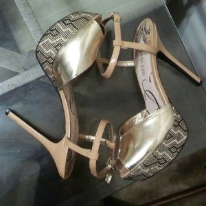 (Closet Clearout Sale!)Metallic Peep Toe Pumps