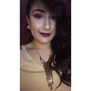 Meet your Posher, Aracely