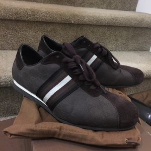 Size 8 men Gucci sneakers Worn