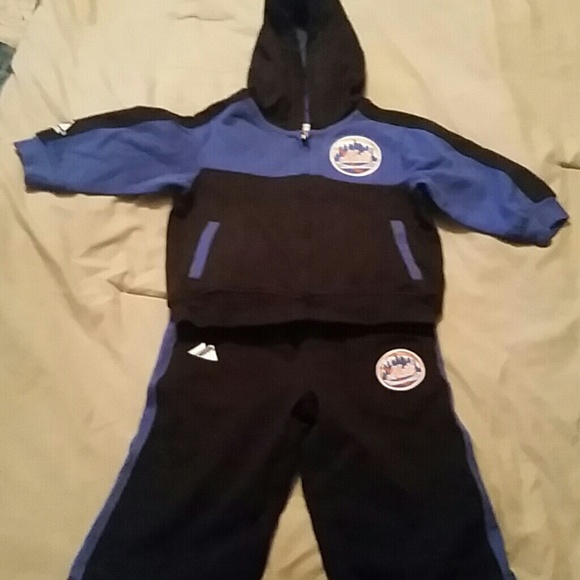 Mets sweatsuit