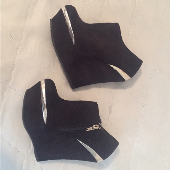 Wedges - Picture 3 of 3