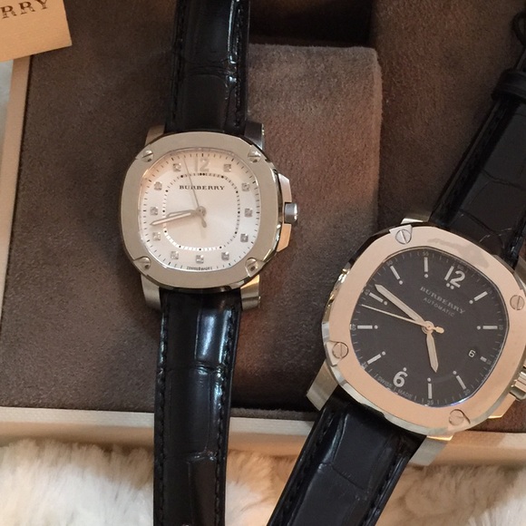 💕💯Authentic Burberry The Britain Ladies Watch 💕 - Picture 3 of 4