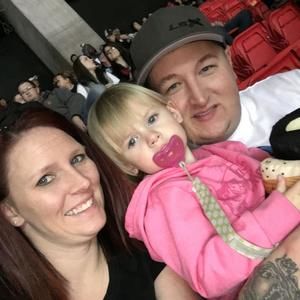 Meet your Posher, Amanda