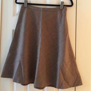 Ann Taylor LOFT light brown a-line skirt, sz 4p