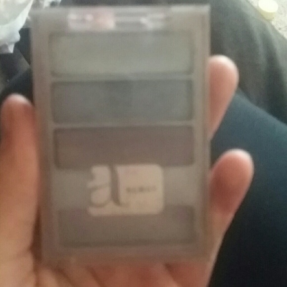 Almay eyeshadow trio for blue eyes