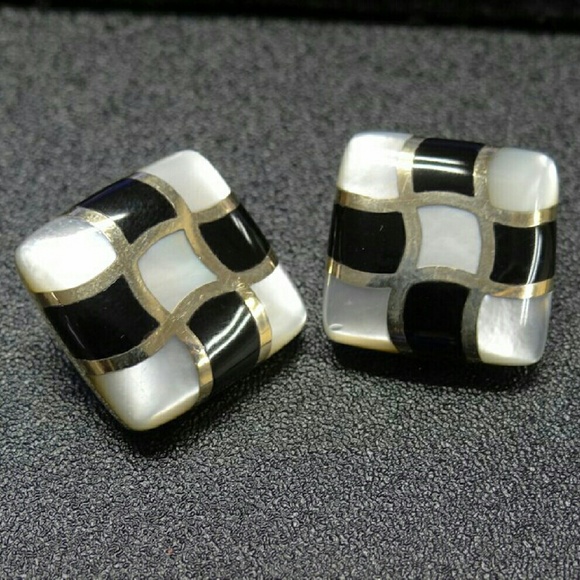 14k Gold MOP & Onyx Clip Earrings 3/4"